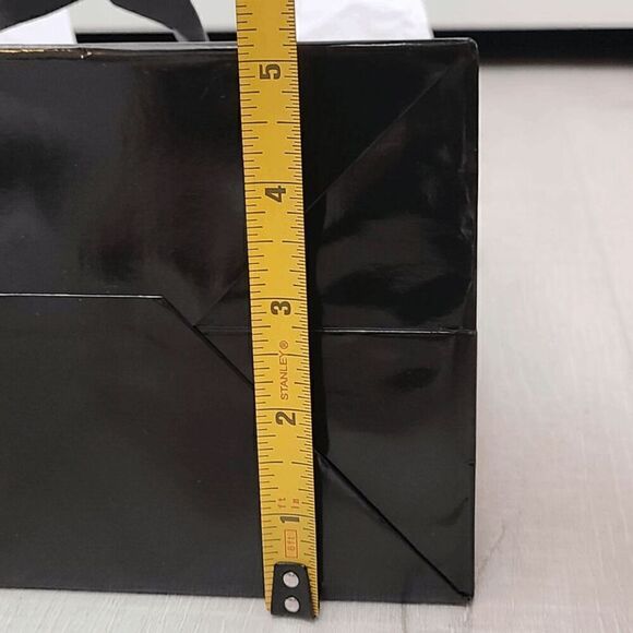 💗 VICTORIA'S SECRET Empty Paper Pink Shopping Gift Bag Cloth Handles w/Tissues - Picture 7 of 9